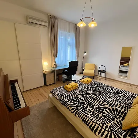 Florence Family 2bdr - Min From Serdika W Wifi 公寓 索菲亞