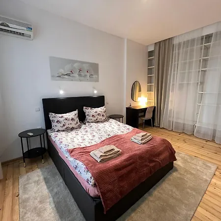Apartment Florence Family 2bdr - Min From Serdika W Wifi