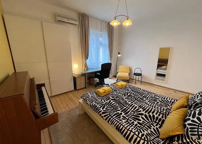 Florence Family 2bdr - Min From Serdika W Wifi Apartment Sofia